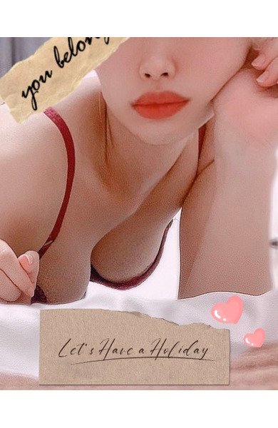 完璧なスタイルで目のやり場に困る程うっとりする美乳なセラピスト翠（すい）さんがデビュー♡